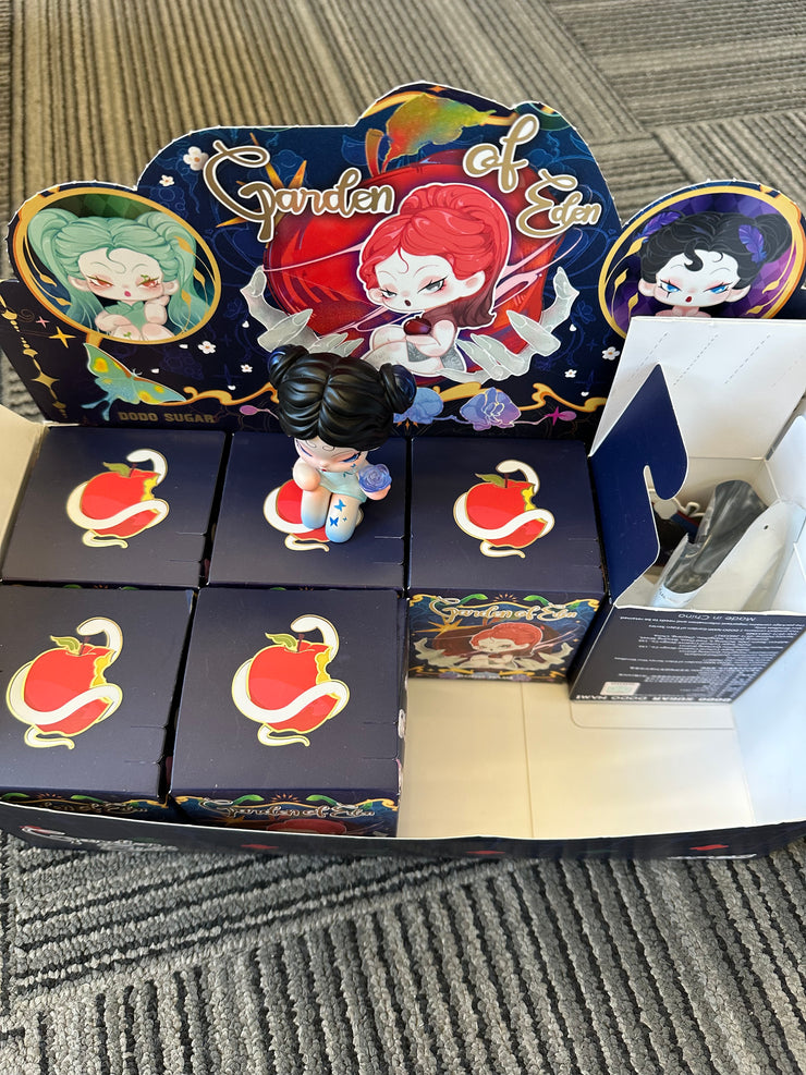 【Pick 3 on LIVE】Free Shipping Toy Figure Promotion