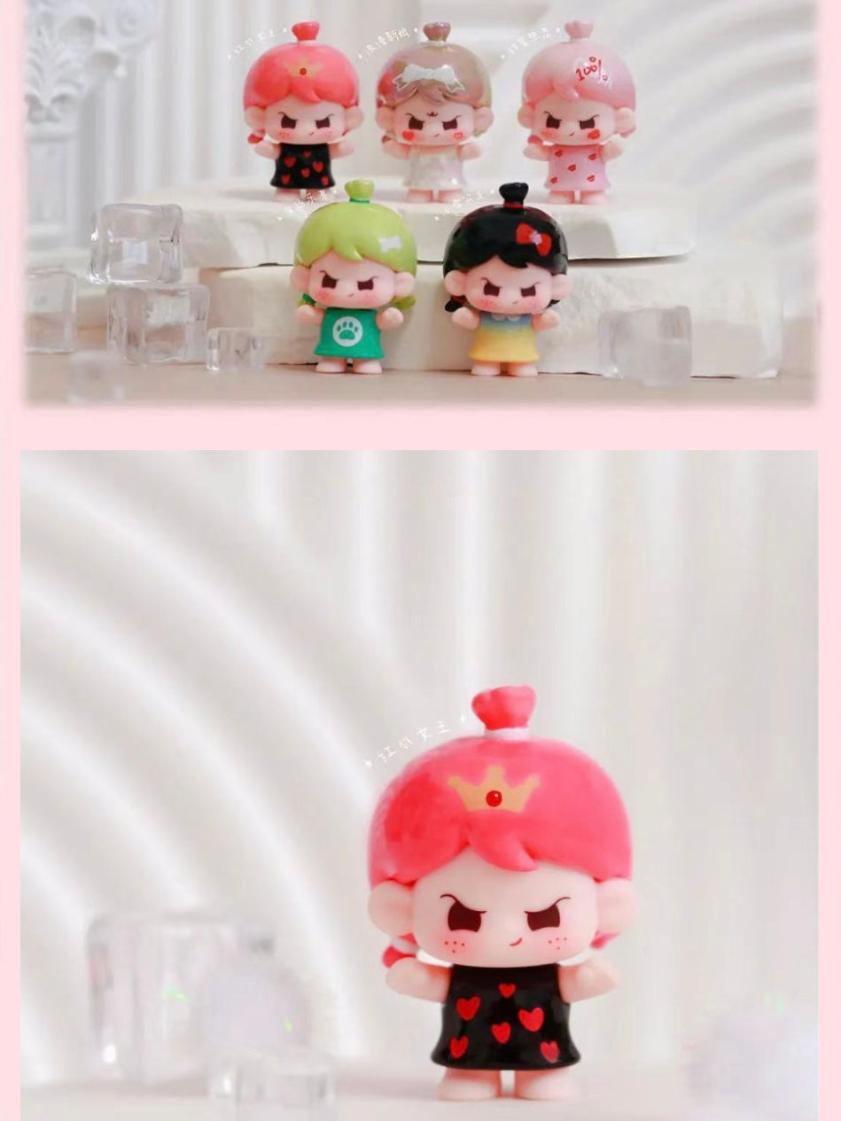 【111】YAOYAO Eleven 11 Bean -  Traveling Rabbit Bunny Series Mystery Box Blind Box Toy Figure