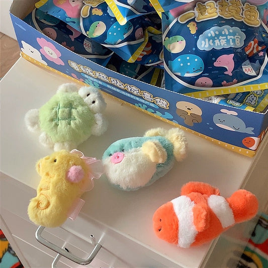 【116】Fishing Together Plush Fridge Magnet Mystery Bag Blind Bag