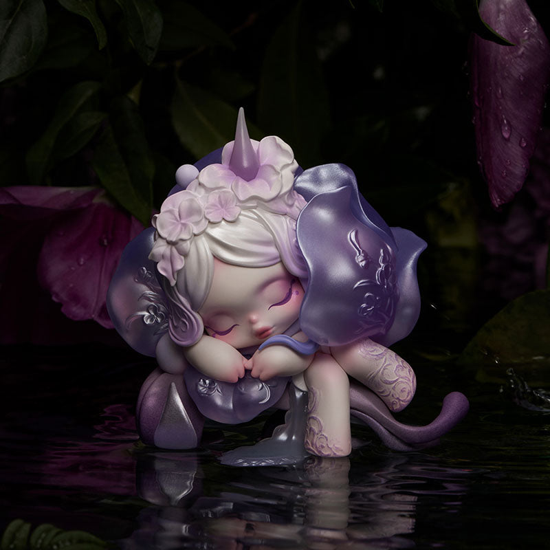 【195】SKULLPANDA - Petals in Four Acts Series Mystery Box Blind Box Toy Figure