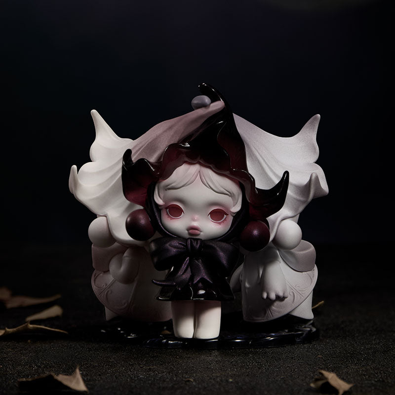 【195】SKULLPANDA - Petals in Four Acts Series Mystery Box Blind Box Toy Figure