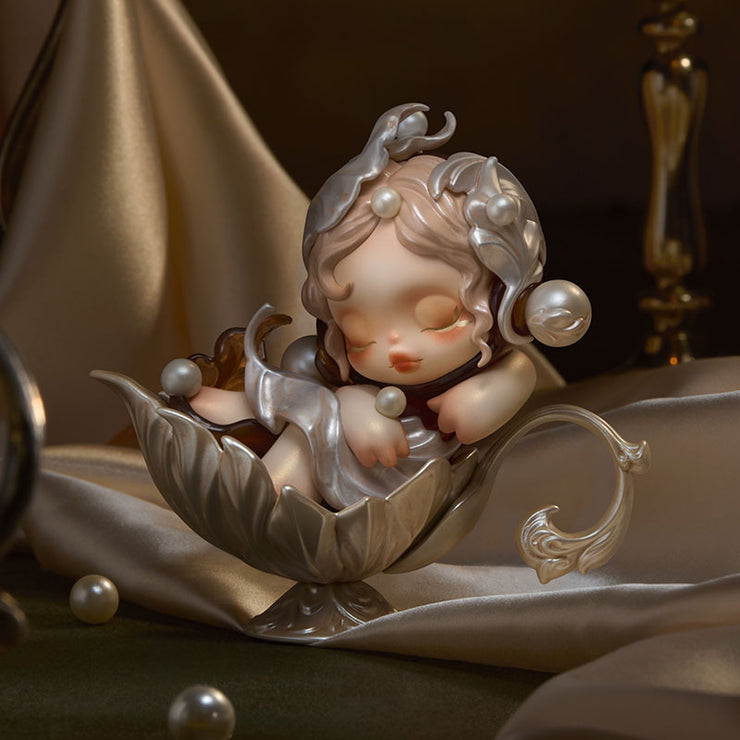 【162】SKULLPANDA - The Feast Begins Series Mystery Box Blind Box Toy Figure