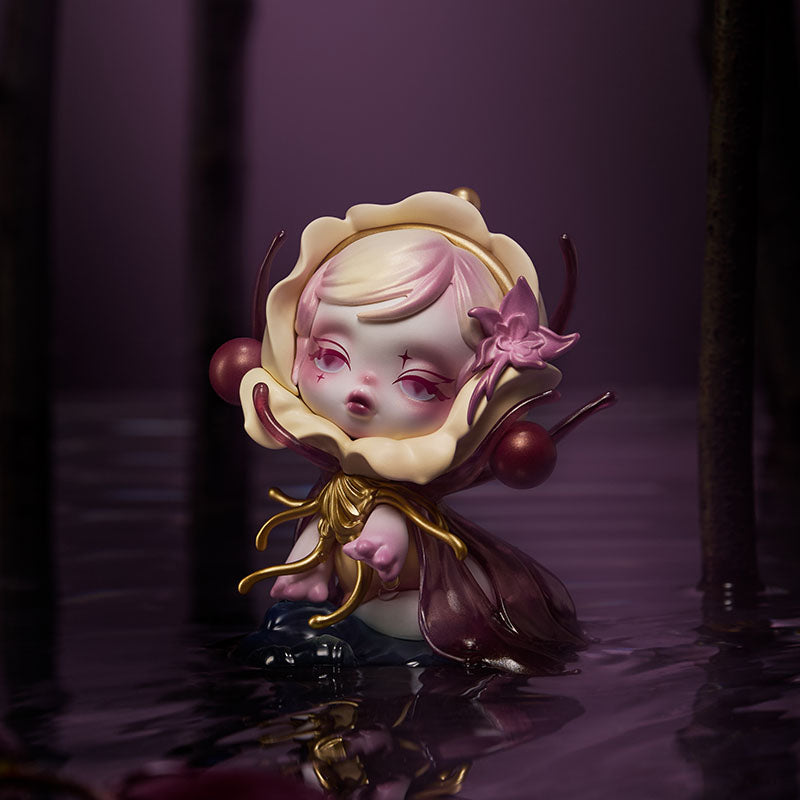 【195】SKULLPANDA - Petals in Four Acts Series Mystery Box Blind Box Toy Figure