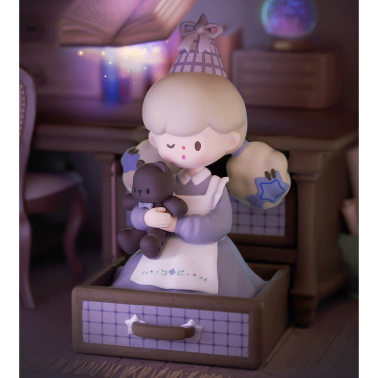 Molinta - Chasing Light Series Mystery Box Blind Box Toy Figure
