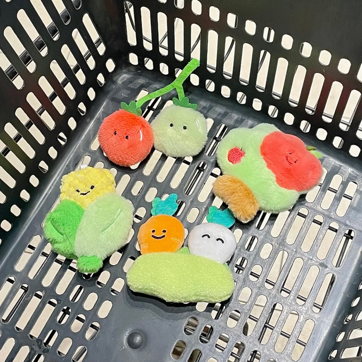【115】Pulling the Carrot Childhood Farm Plush Fridge Magnet Mystery Bag Blind Bag
