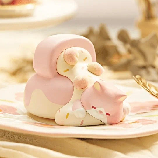 【SALE before US May Tariff】 Femi Cat - Sweet Dessert Series Mystery Box Blind Box Toy Figure